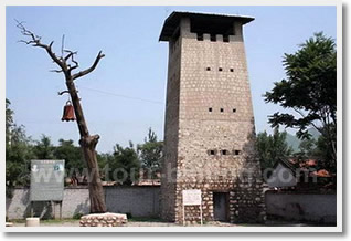 Tunnel Warfare Site at Jiaozhuanghu Village Day Trip